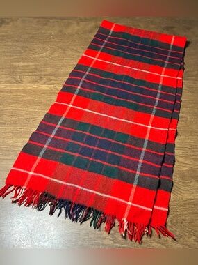 Johnstons of Elgin red Plaid Cashmere Scarf